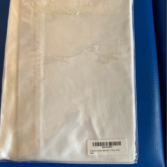 King bed skirt. All cotton  sateen  300 thread count grey. New never opened - Picture 4 of 8